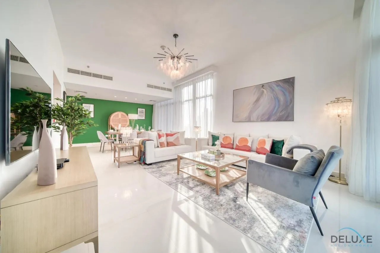 Sparkling 2Br At Boulevard Crescent Tower 1 Downtown By Deluxe Holiday Homes Dubai