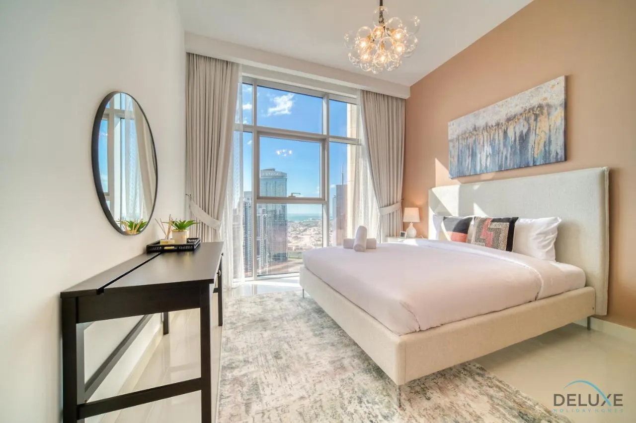 Sparkling 2Br At Boulevard Crescent Tower 1 Downtown By Deluxe Holiday Homes Dubai Lägenhet